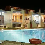 νηρηίδες Apartamento Kyparissia